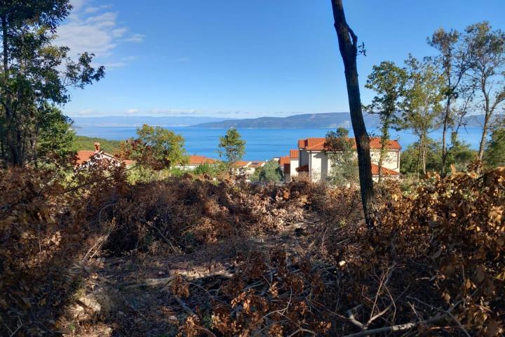 Istra, Labin - građevinsko zemljište na top lokaciji s pogledom na more, 1126 m2