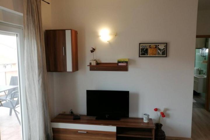 Istra, Medulin, kuća sa 9 apartmana, pogledom more NKP 55O m2