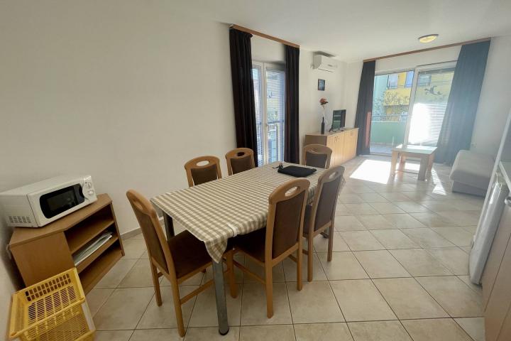 Krk, Soline, lijepi trosoban apartman veličine 73 m2