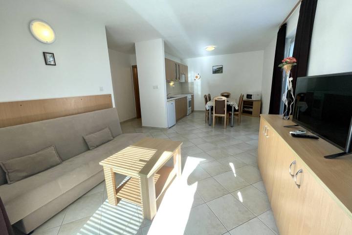 Krk, Soline, lijepi trosoban apartman veličine 73 m2