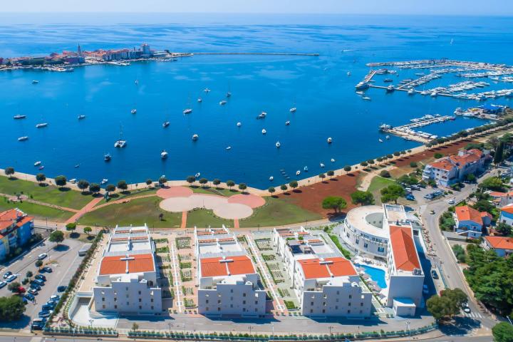 Istra, Umag, penthouse opremljen apartman, terasa, pogled na more D30