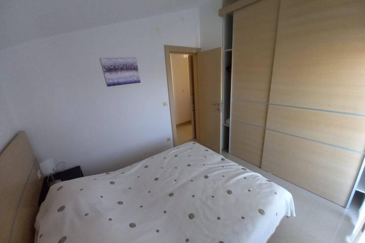 Pula, Pješčana uvala, Penthouse s pogledom na more, vrtom, parking mjestom, NKP 150 m2