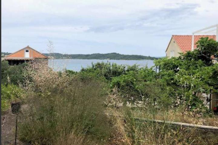 Otok Korčula, građevinsko zemljište s postojećim objektima