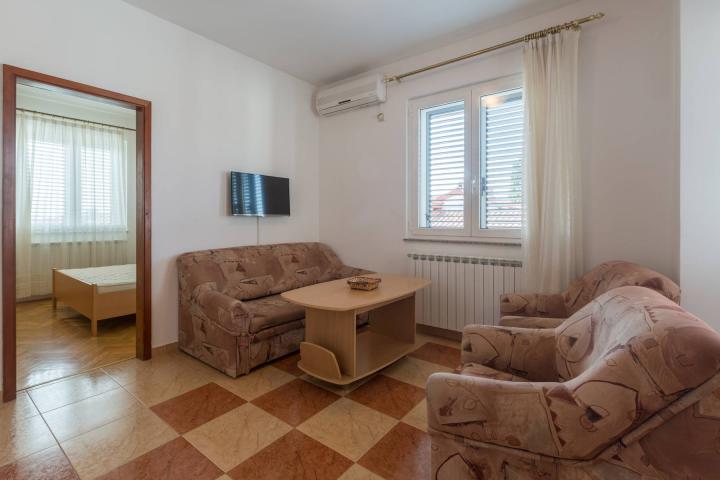 Istra, Rovinj, apartmanska kuća, 13 stanova, uhodani biznis, odlična prilika