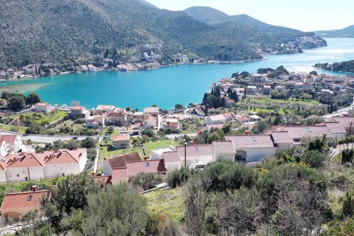 Dubrovnik, okolica - građevinsko zemljište 658 m2 s dozvolom 