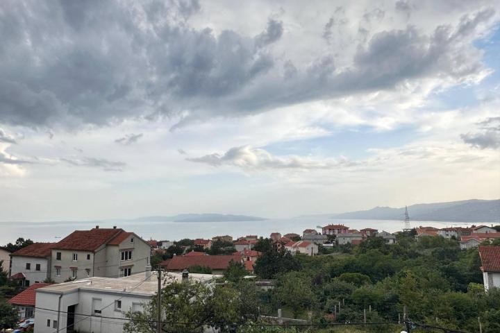 Rijeka, moderan stan s pogledom na more NKP 217m2