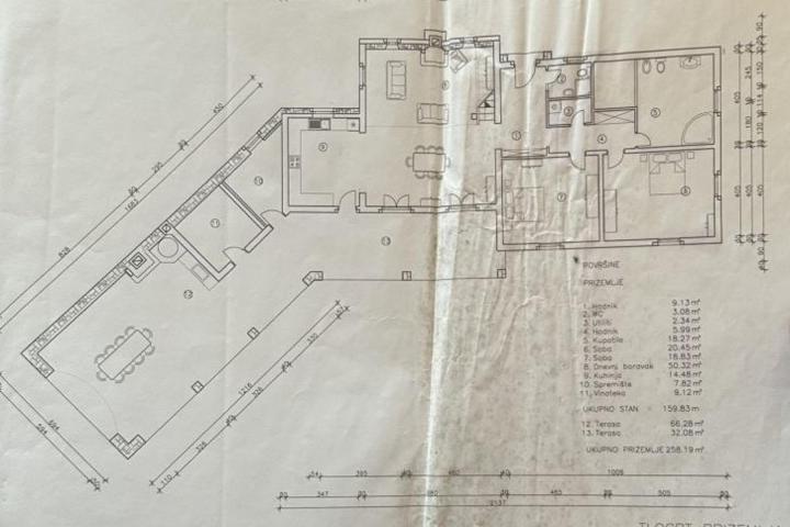 Barban, Manjadvorci, građevinsko zemljište s projektom i započetom gradnjom