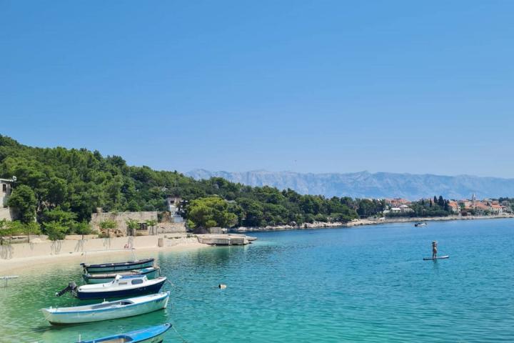 Brač, Sumartin, građevinsko zemljište s pogledom na more, 5603 m2