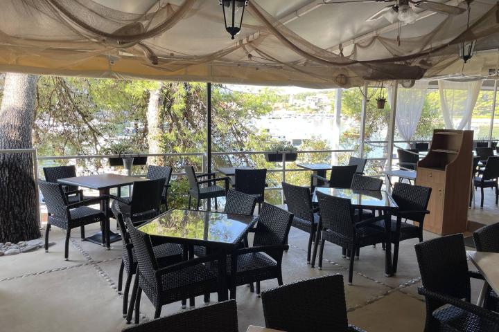 Cavtat, restaurant na izuzetnoj lokaciji uz more