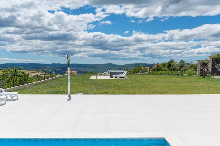 Istra, Vrh - Villa s predivnim panoramskim pogledom