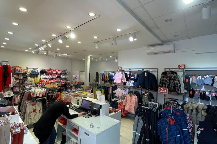 Senj, ulični poslovni prostor / lokal 170m2 INVESTICIJA