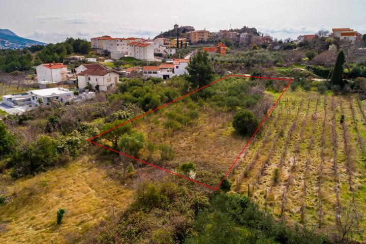 Split, Kamen, građevinsko zemljište 1885 m2