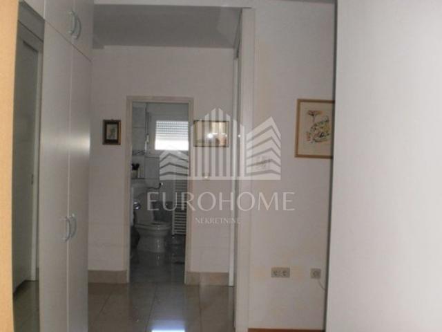 Flat Jelenovac, Črnomerec, 324m2