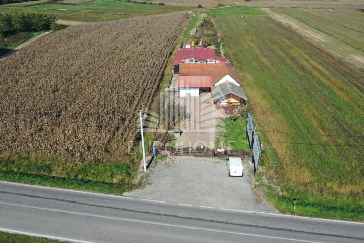 OBJEKT, MINI FARMA, ZEMLJIŠTE 2802m2, VRBOVEC