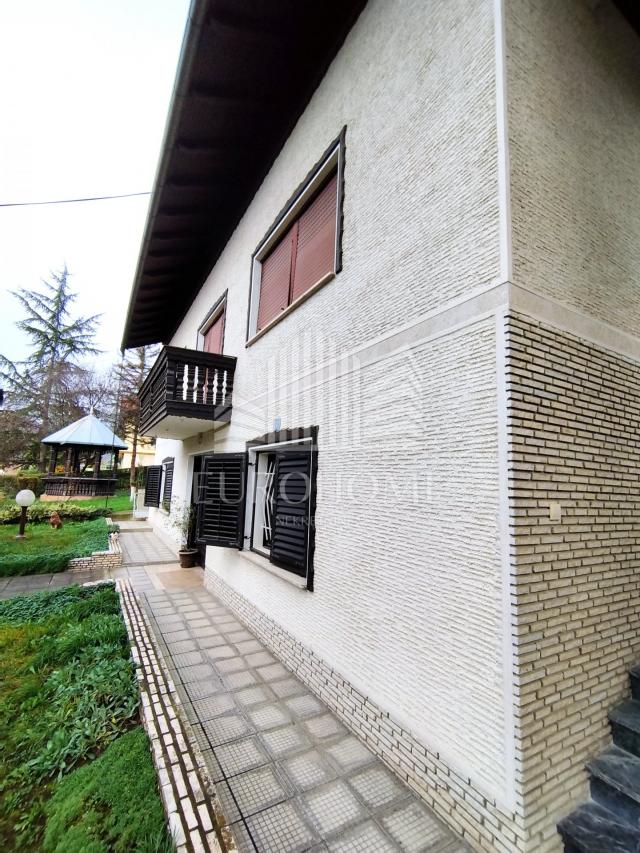 House Bobovec Rozganski, Dubravica, 480m2