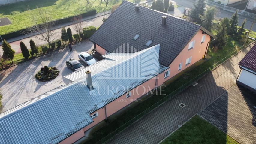 Haus Mala Mlaka, Novi Zagreb - Zapad, 520m2