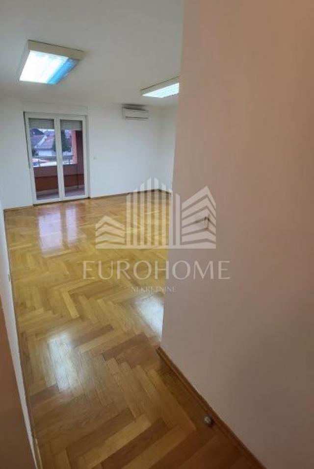 Wohnung Centar, Zaprešić, 70m2