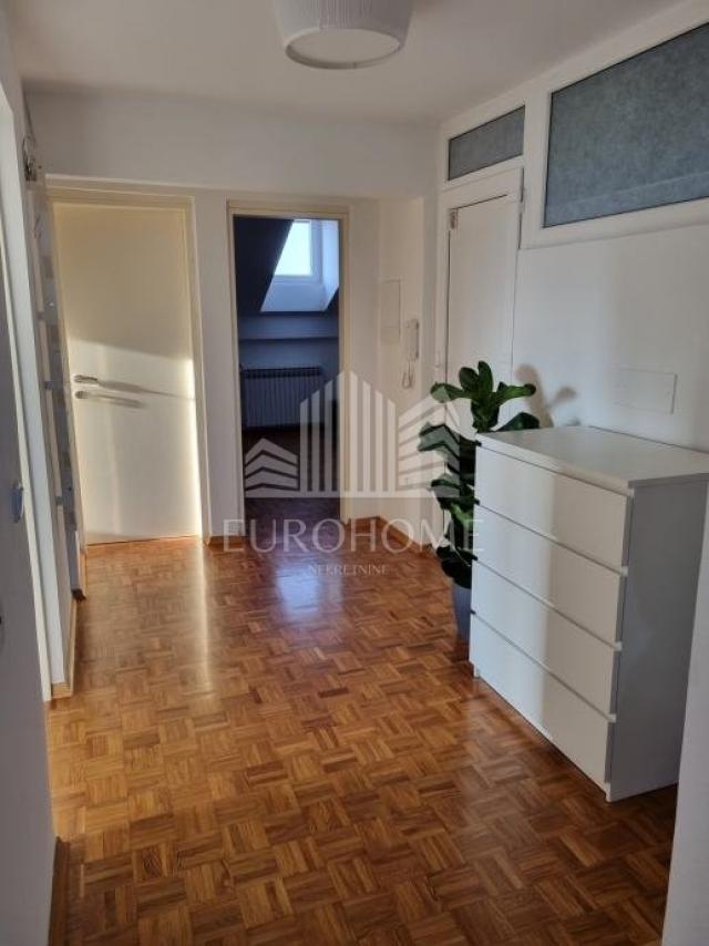 Flat Centar, Velika Gorica, 83m2