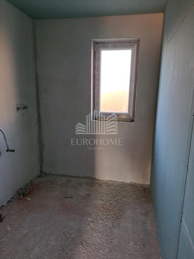 NOVOGRADNJA, Murvica kuća sa bazenom 256m2, 1835€/m2