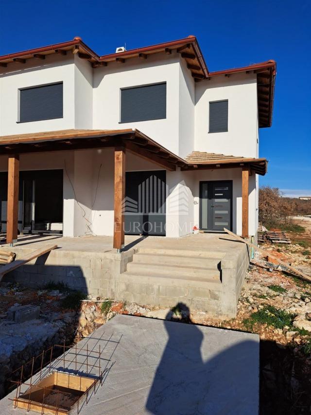 NOVOGRADNJA, Murvica kuća sa bazenom 256m2, 1835€/m2