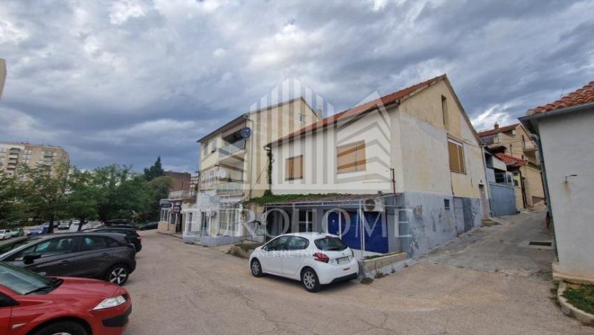 Haus Baldekin, Šibenik, 160m2