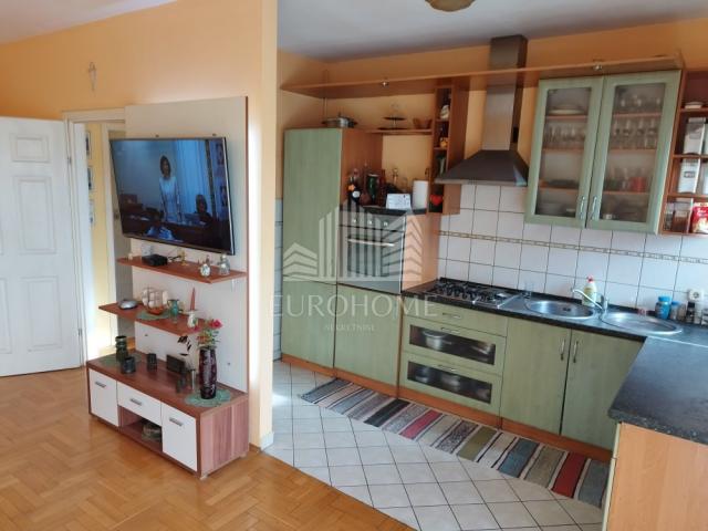 Wohnung Šestinski vrh, Podsljeme, 82m2