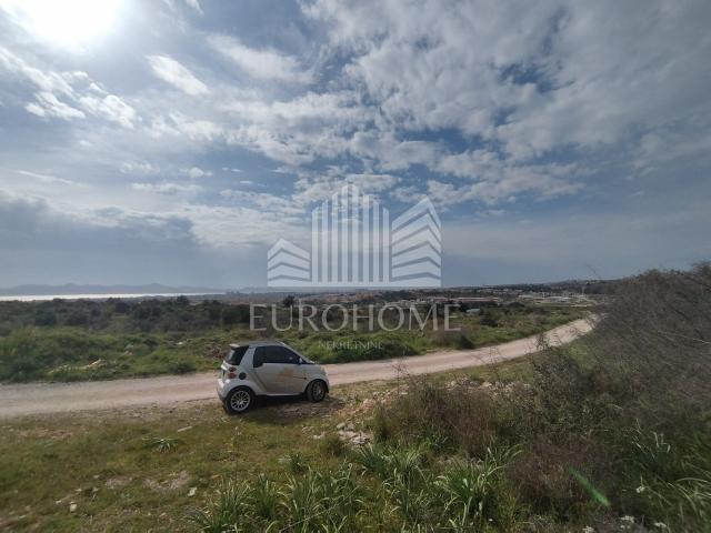 PLOČA-CRNO, građevinsko zemljište, 200€/m2, 1515 m2