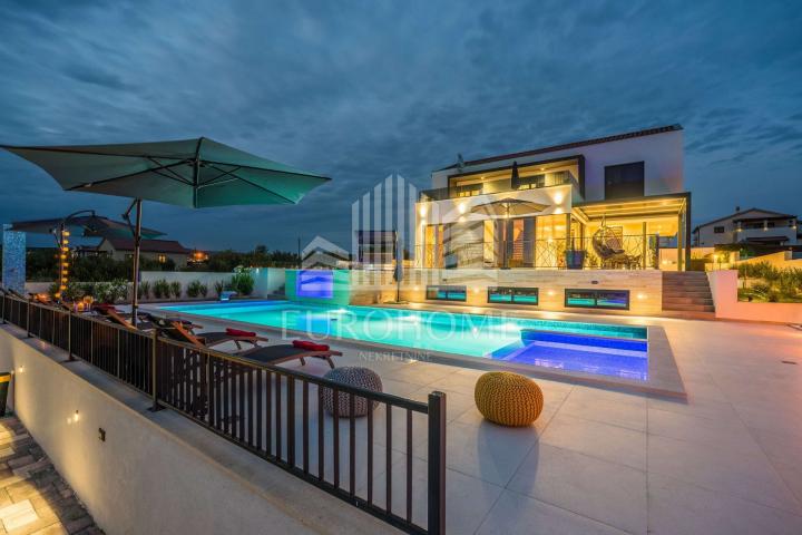 Stunning villa for sale in Zadar region - 240 m2