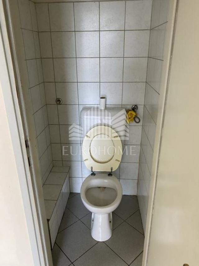 POSLOVNI PROSTOR, Zaprešić Centar, 35m2