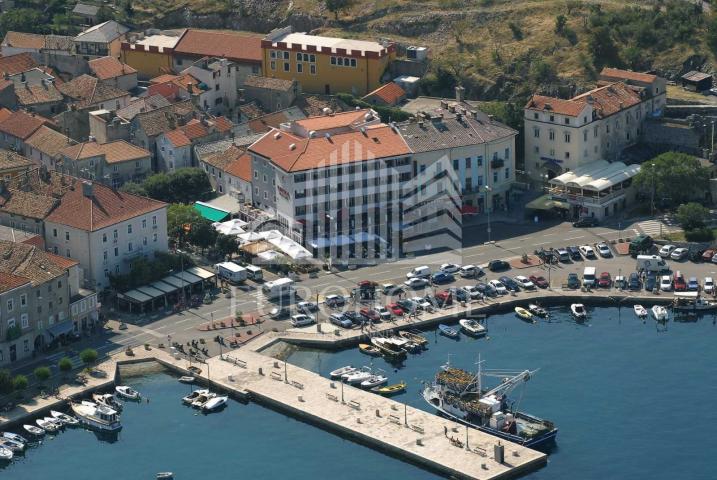 Business premise Senj, 1.007m2