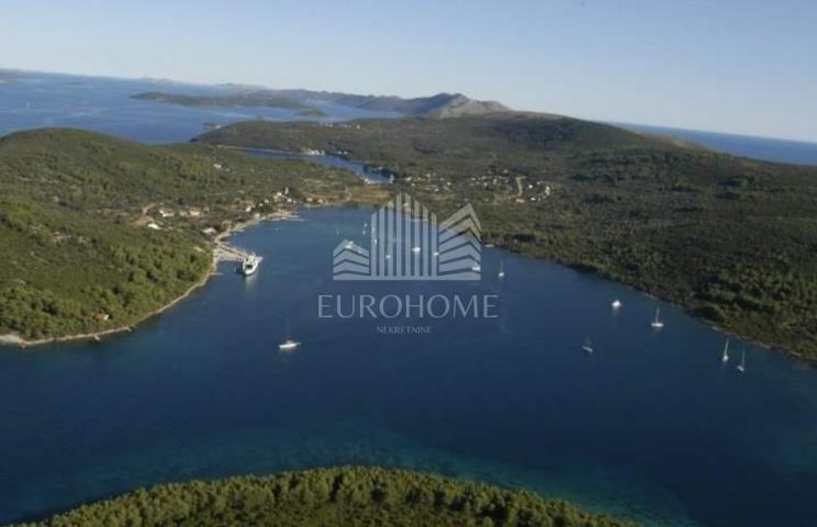 Dugi otok - Brbinj, građevinsko zemljište u blizini mora