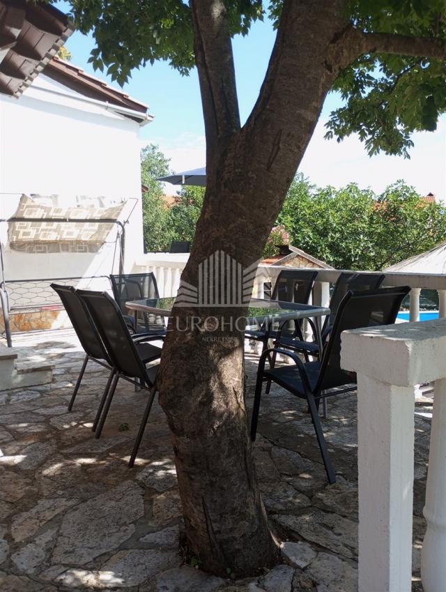 PRIDRAGA, Novigrad, kuća s bazenom 122m2