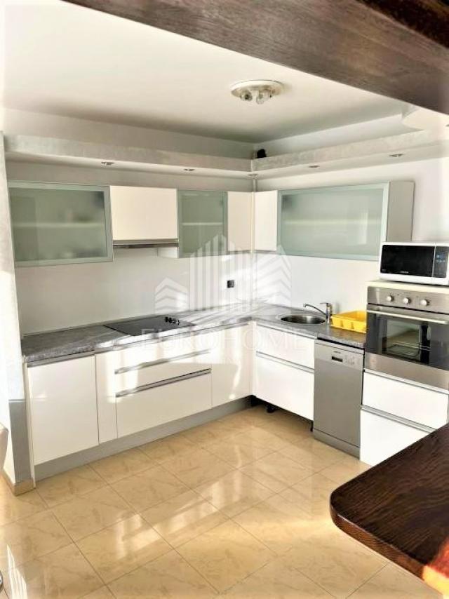 Flat Gornji Bukovac, Maksimir, 116,01m2