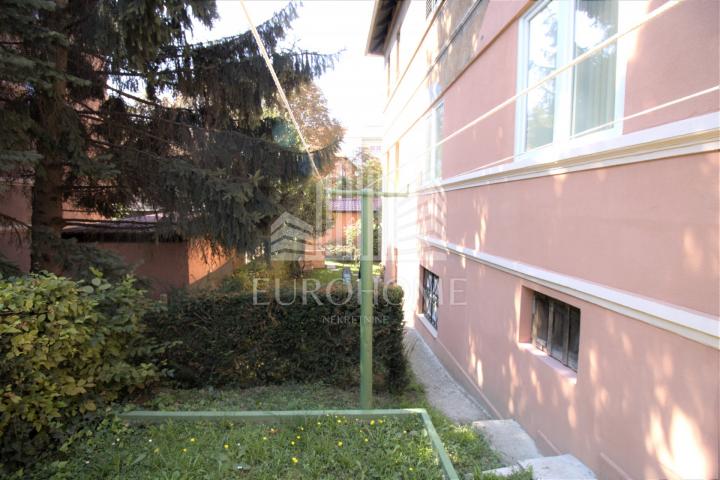 Flat Maksimir, 150m2