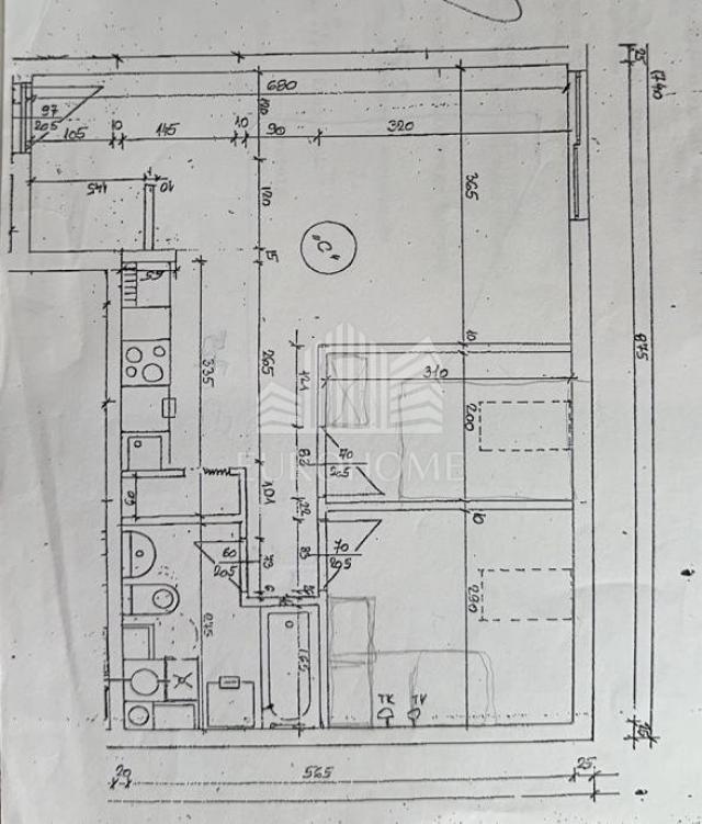 Trosoban stan na Podsusedskom trgu / Podsused