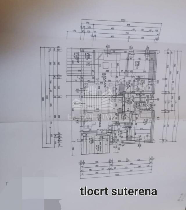 Haus Gajac, Novalja, 100.000m2