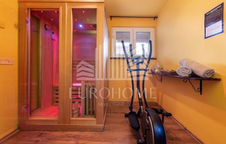 Privlaka, Sabunike, villa 285m2 s bazenom, konobom, wellnessom i teretanom