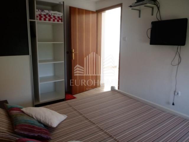 Privlaka, Sabunike, kuća s 2 apartmana 100 m2