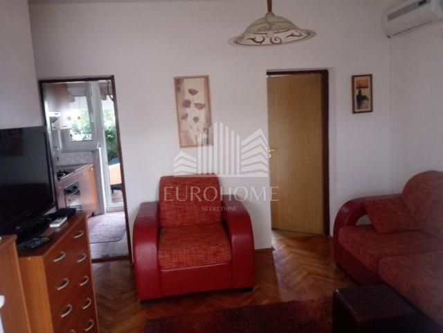 Privlaka, Sabunike, kuća s 2 apartmana 100 m2