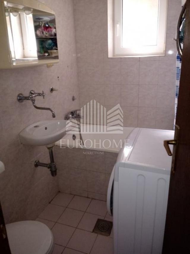 Privlaka, Sabunike, kuća s 2 apartmana 100 m2