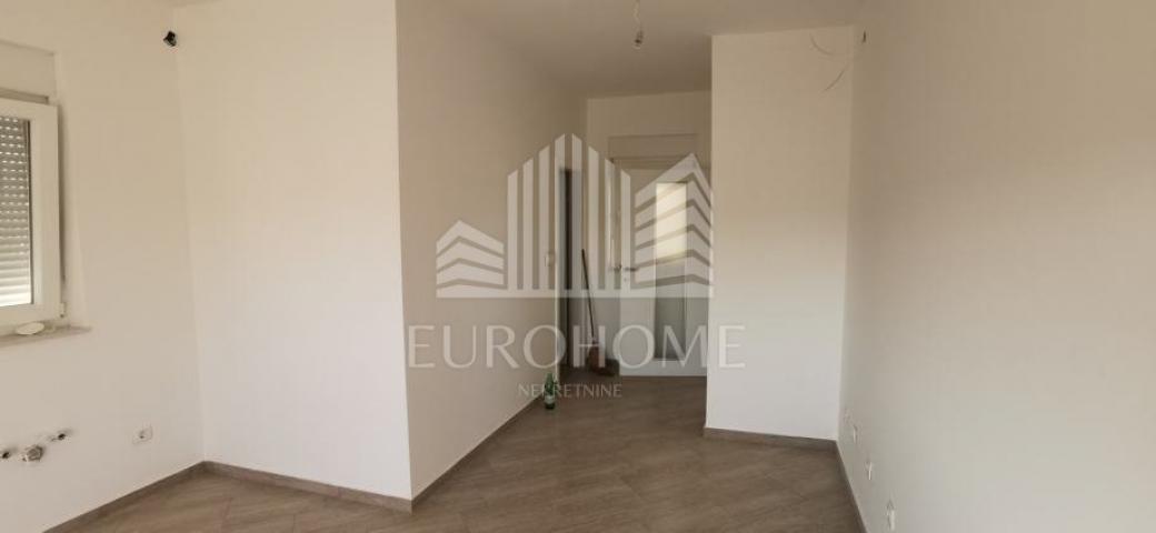 Apartment Turanj, Sveti Filip I Jakov, 64m2