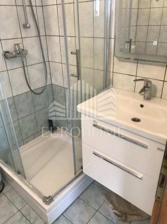 Pag, Povljana, dvosobni apartman 45 m2 45 m od mora