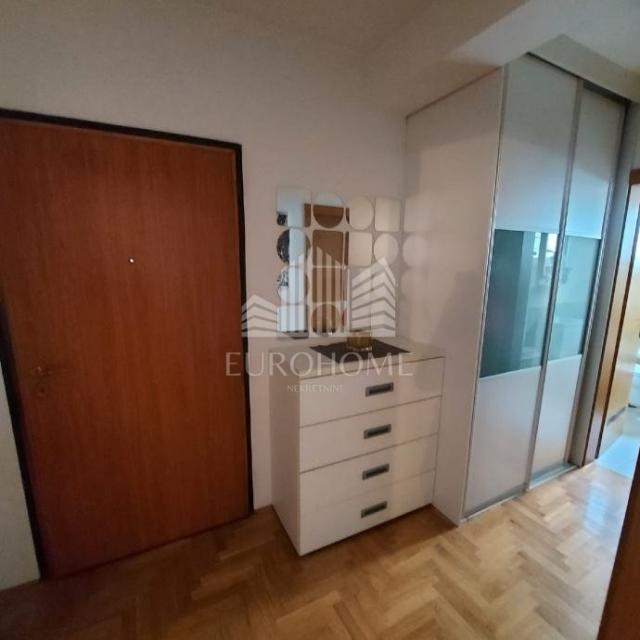 Flat Stenjevec, 60m2