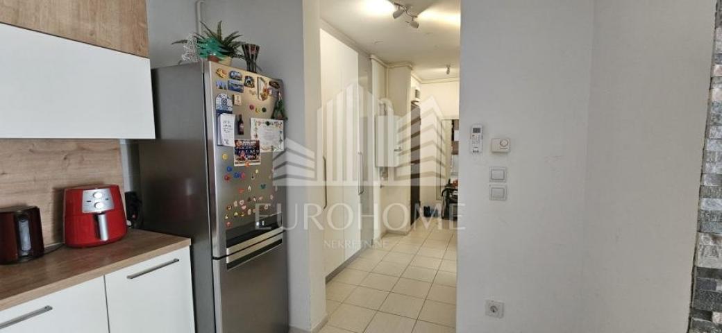 Trosobni stan, Stenjevec 57, 57 m² +VPM