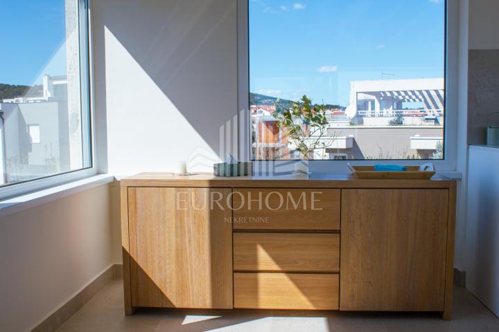 ŠIBENIK-VODICE Luksuzni Dvoetažni Penthouse 229. 24m2