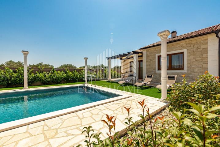 Kamena villa s bazenom, Bibinje, Zadar