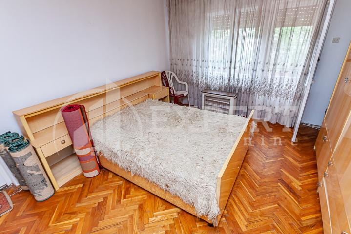 Stan u kući, Pantelej, 90m2