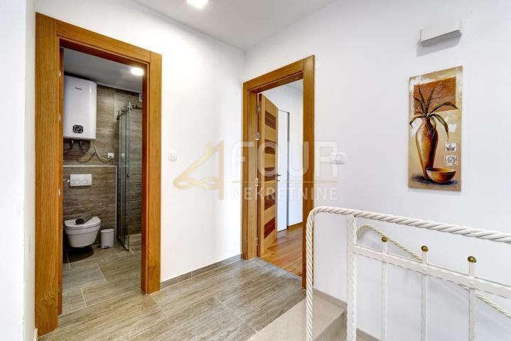 Wohnung Dramalj, Crikvenica, 202,41m2