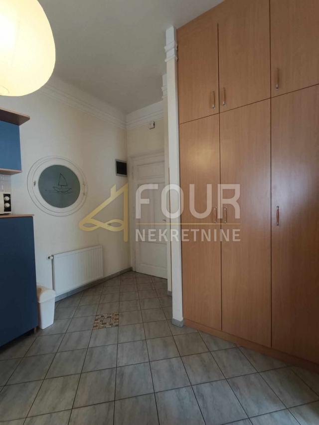 Flat Opatija - Centar, Opatija, 120,46m2