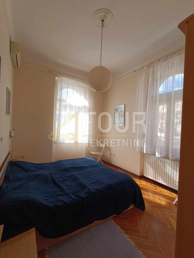 Flat Opatija - Centar, Opatija, 120,46m2